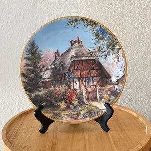 Charming Cottage Scene Decorative Plate